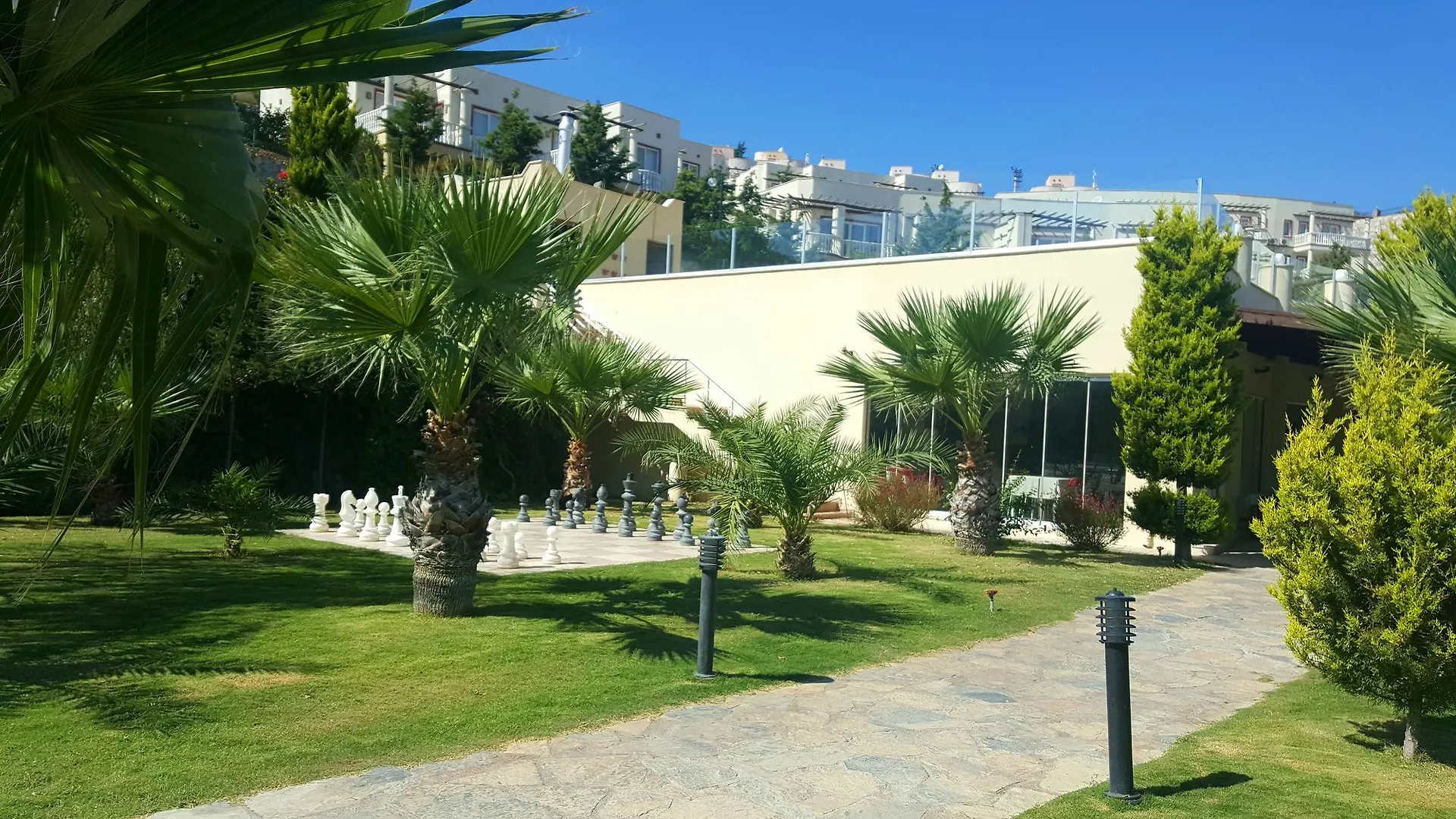 Lakeside Garden Bogazici 0*,
