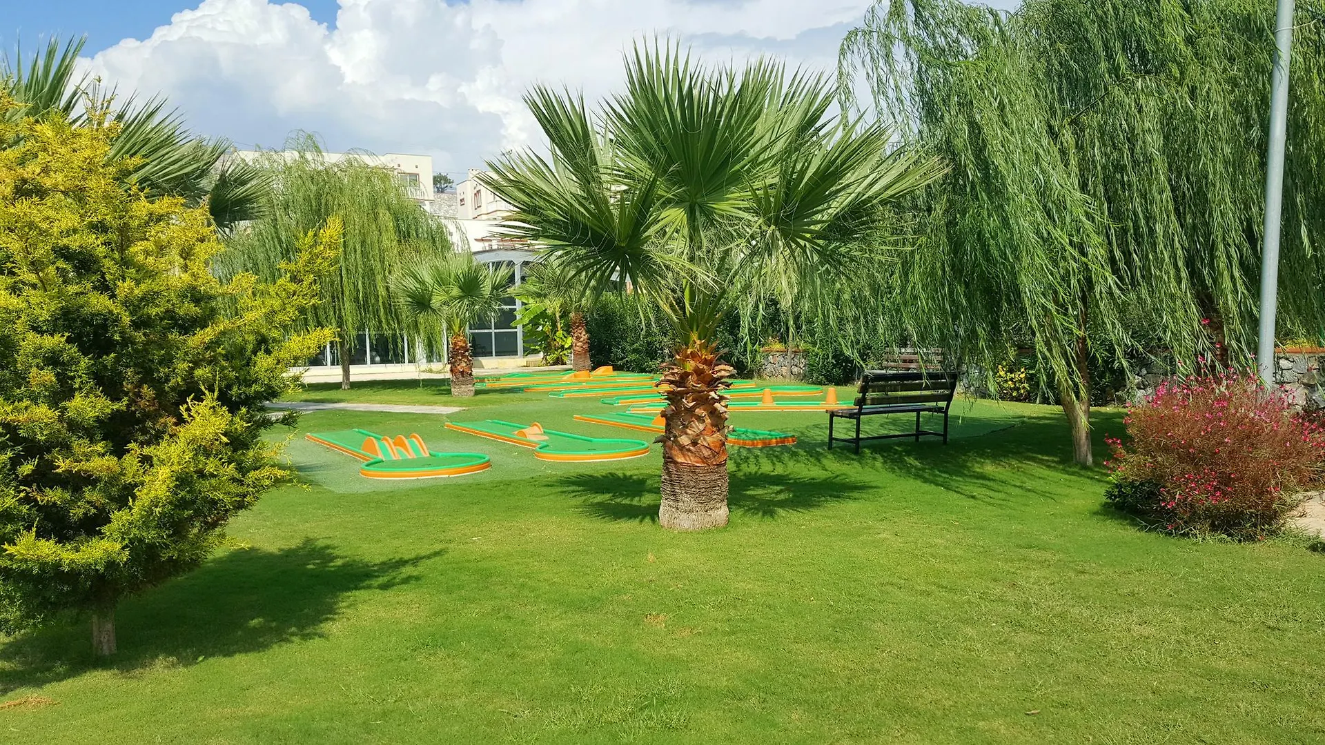 Lakeside Garden Bogazici Apartament